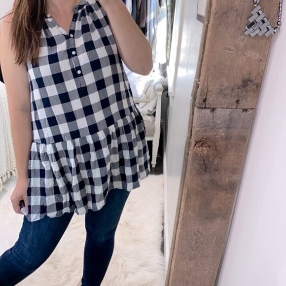 Ann Taylor LOFT checkered top size small - Picture 2 of 7